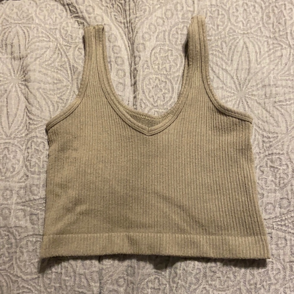 Green crop top